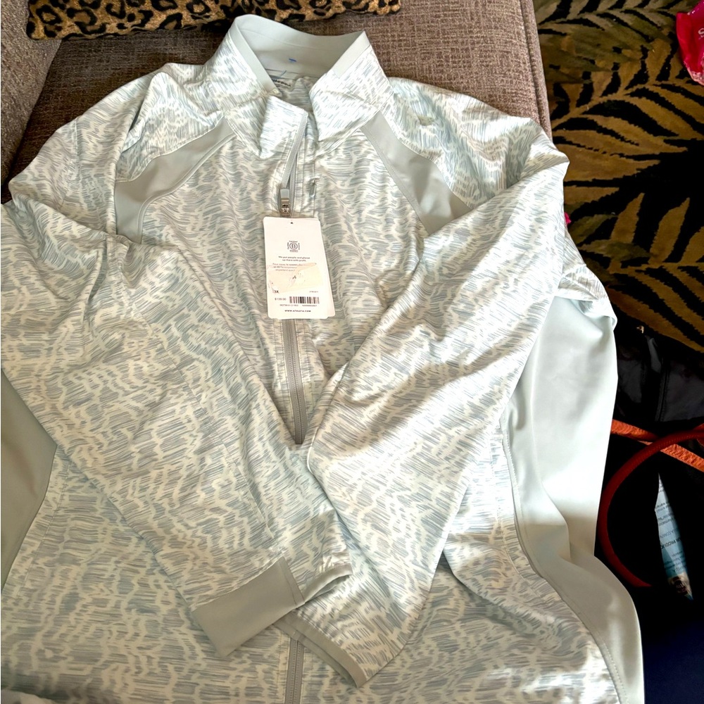 Athlete “Run with it” zipper jacket NWT size 3x